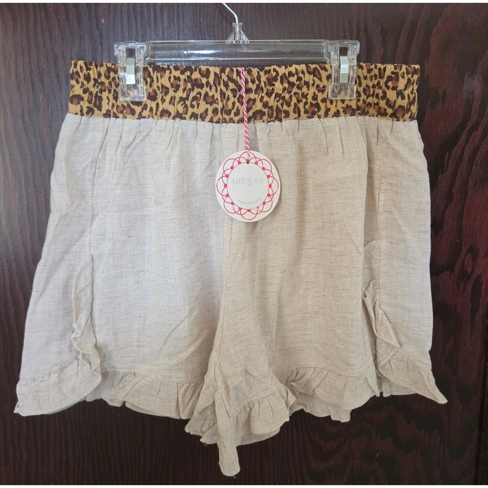 UMGEE Shorts M Beige Linen Cotton Boho Cheetah Cottage NWT